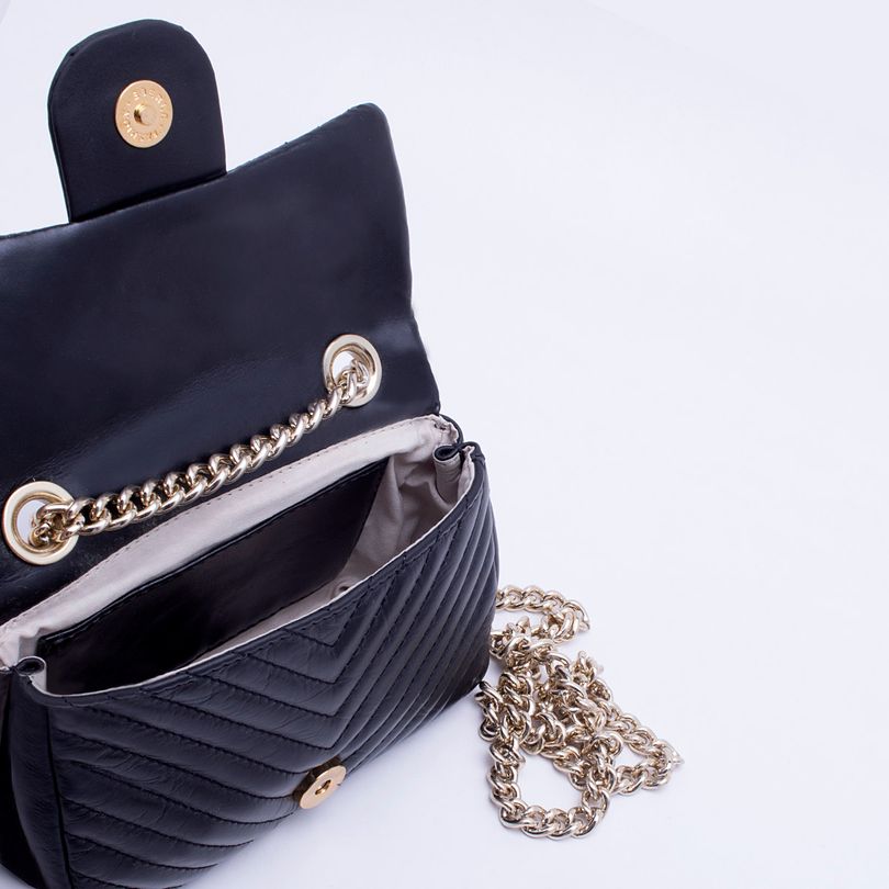 bolsa dumond matelassê preta