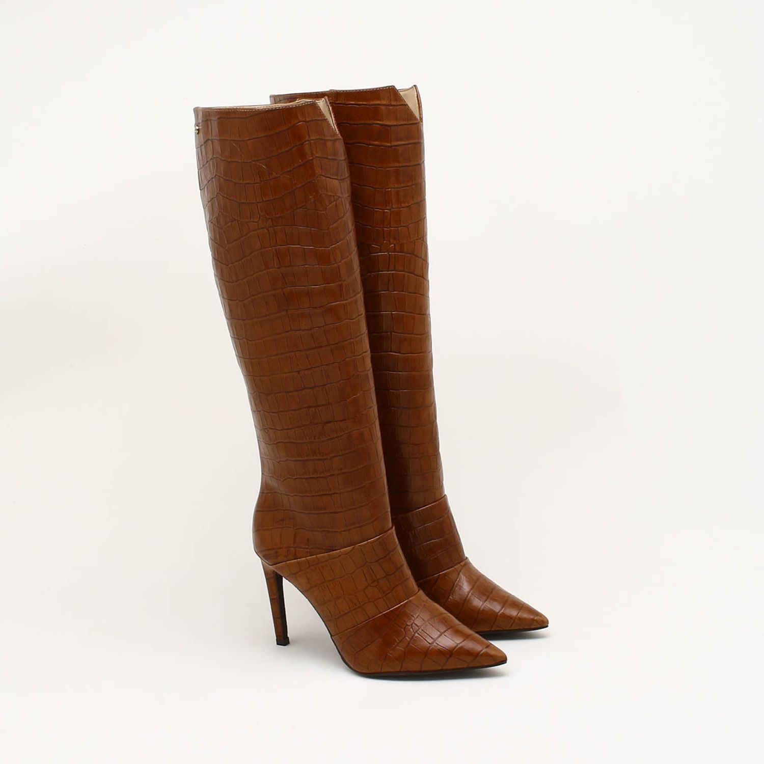 bota longa marrom