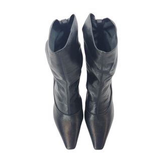 bota-preta-de-couro-bico-fino-2452554--8-